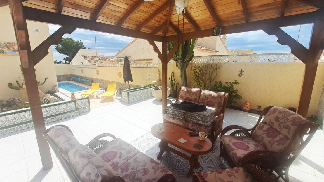 Sale - Villa - Orihuela - Villamartin