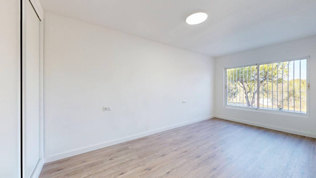 Sale - Villa - Orihuela - Villamartin