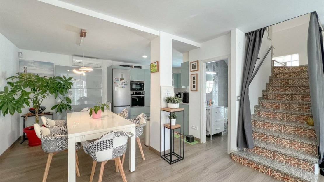 Sale - Villa - Orihuela - Villamartin