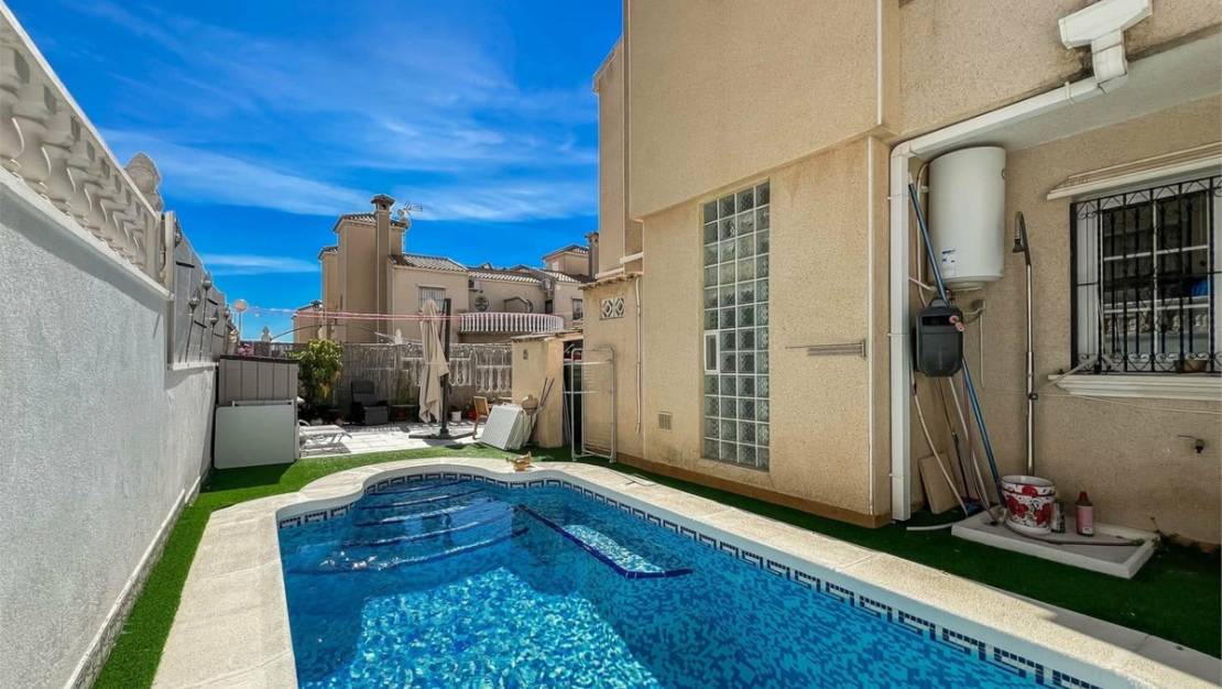 Sale - Villa - Orihuela - Villamartin