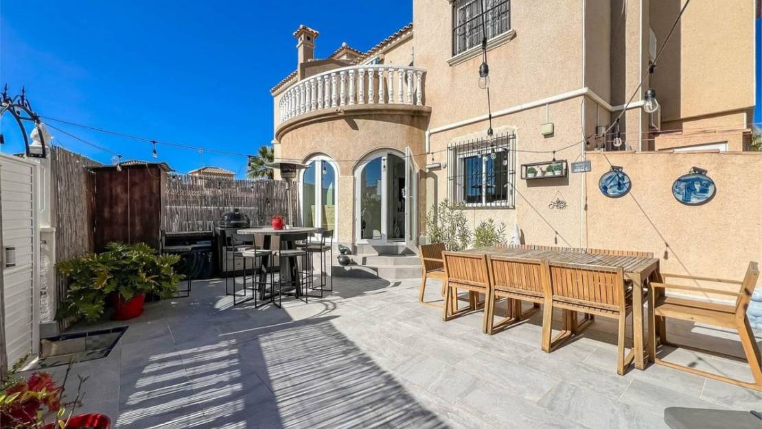 Sale - Villa - Orihuela - Villamartin