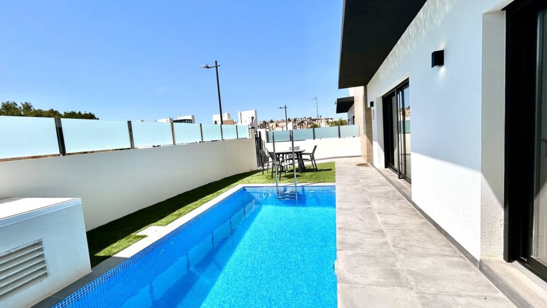 Sale - Villa - Orihuela - Villamartin