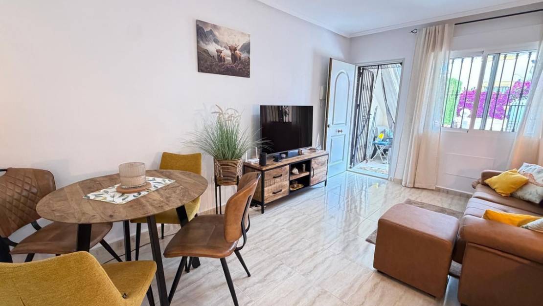 Sale - Villa - Orihuela - Villamartin