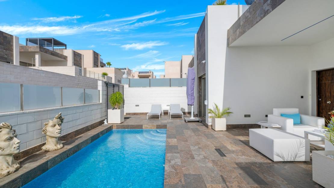 Sale - Villa - Orihuela - Villamartin