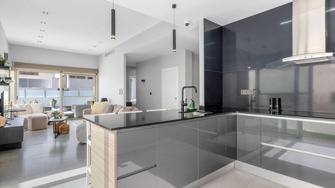 Sale - Villa - Orihuela - Villamartin