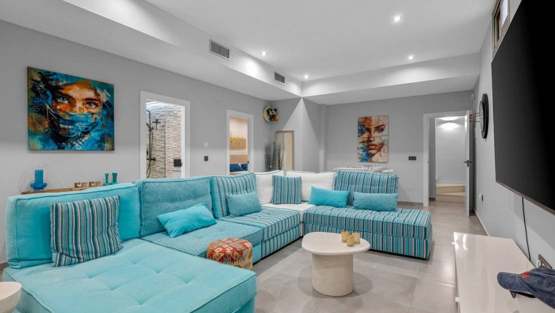 Sale - Villa - Orihuela - Villamartin