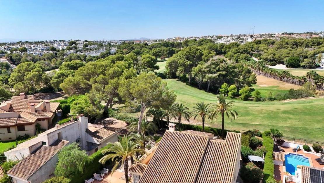 Sale - Villa - Orihuela - Villamartin
