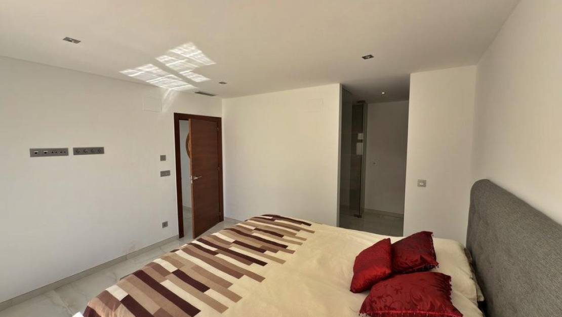 Sale - Villa - Orihuela - Villamartin