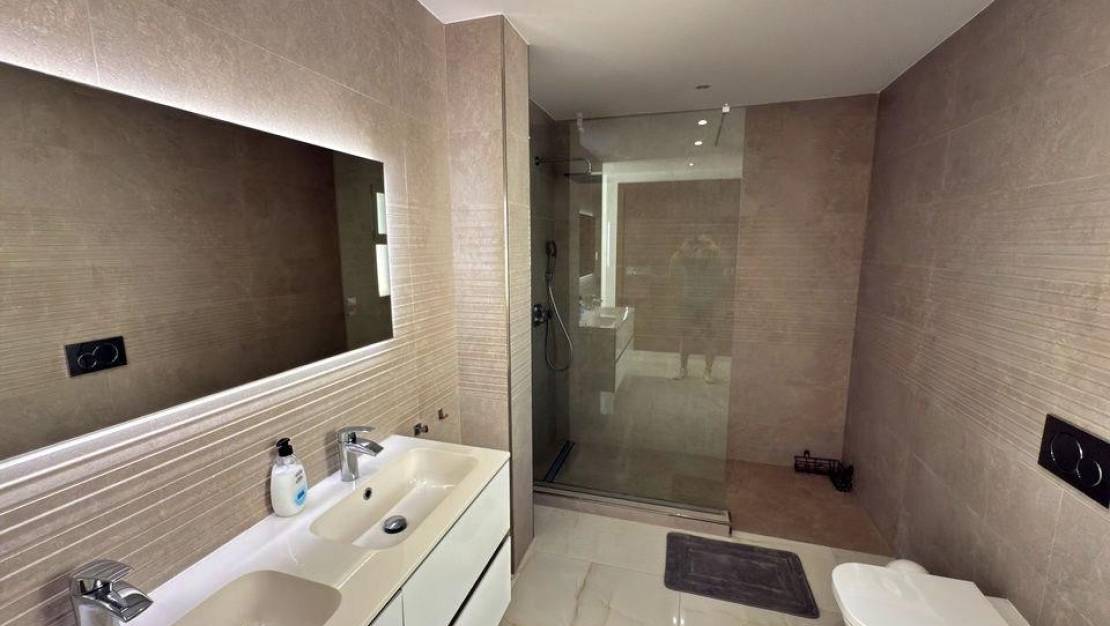 Sale - Villa - Orihuela - Villamartin