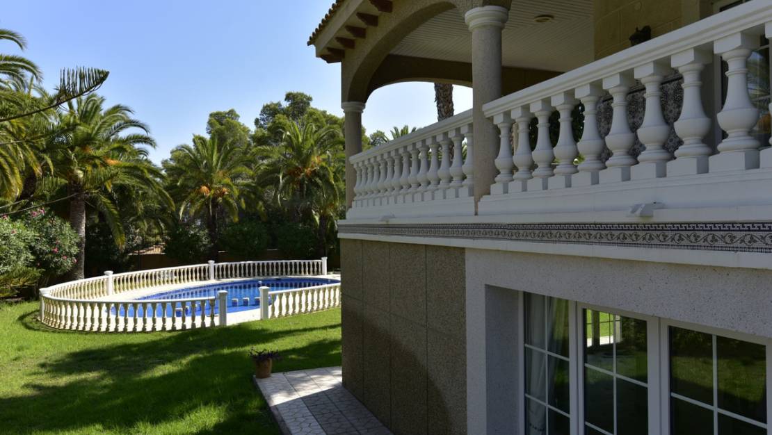 Sale - Villa - Orihuela - Villamartin