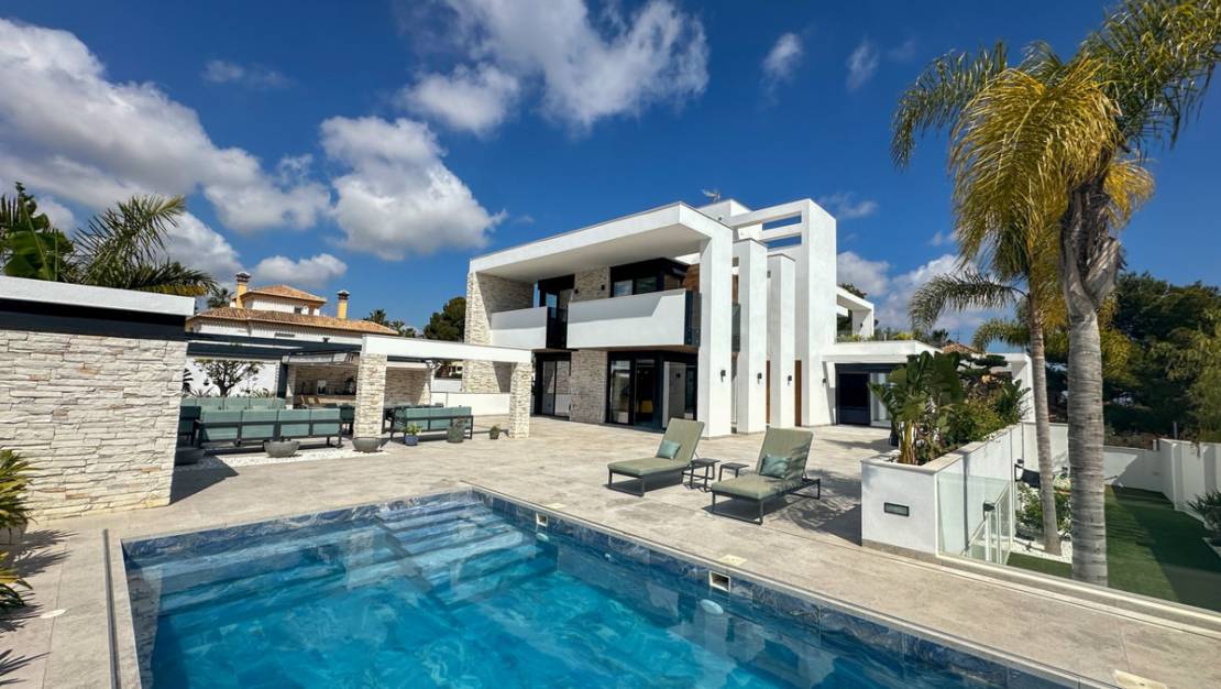 Sale - Villa - Orihuela - Villamartin