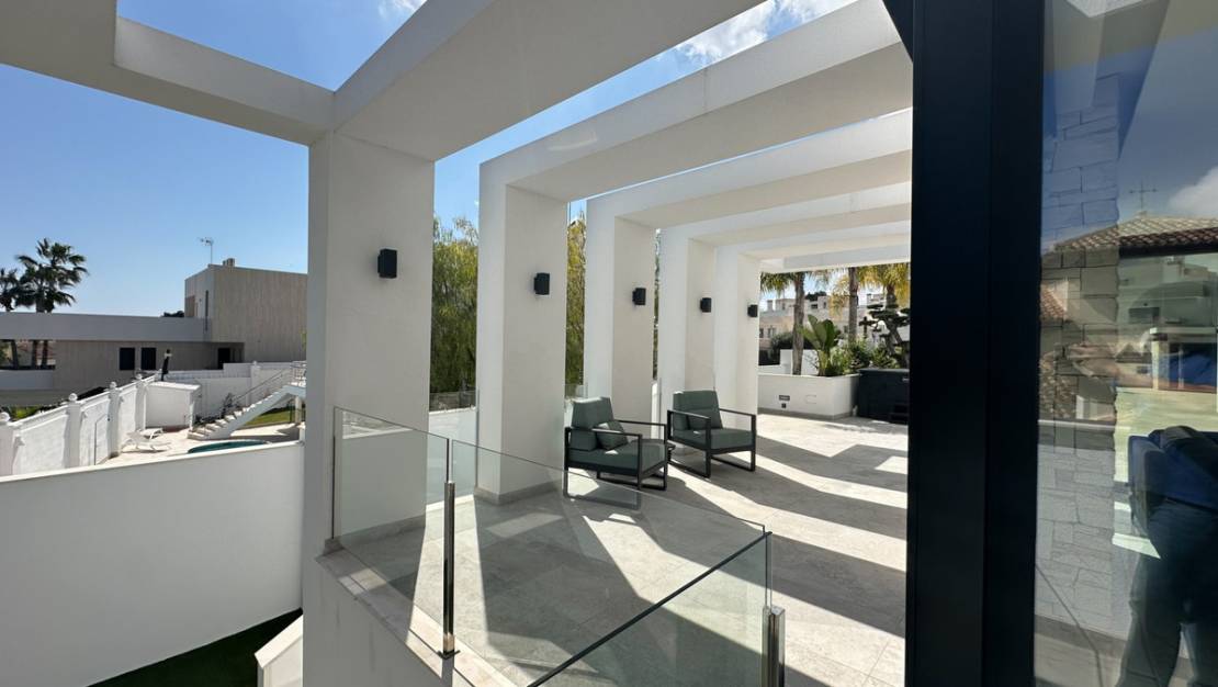 Sale - Villa - Orihuela - Villamartin