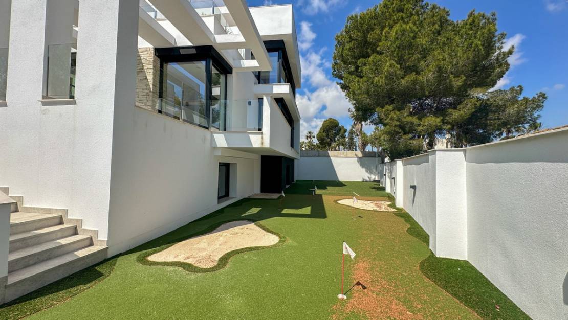 Sale - Villa - Orihuela - Villamartin