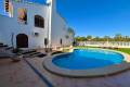 Sale - Villa - Orihuela - Villamartin
