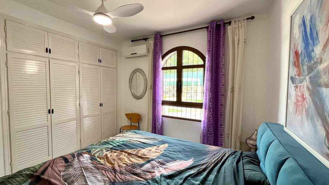 Sale - Villa - Orihuela - Villamartin