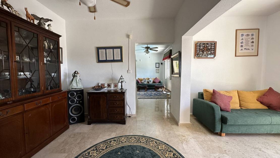 Sale - Villa - Orihuela - Villamartin