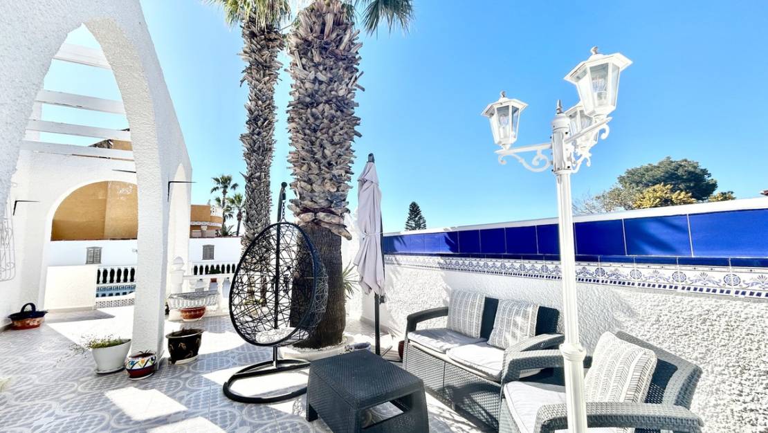 Sale - Villa - Orihuela - Villamartin
