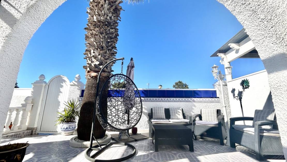Sale - Villa - Orihuela - Villamartin
