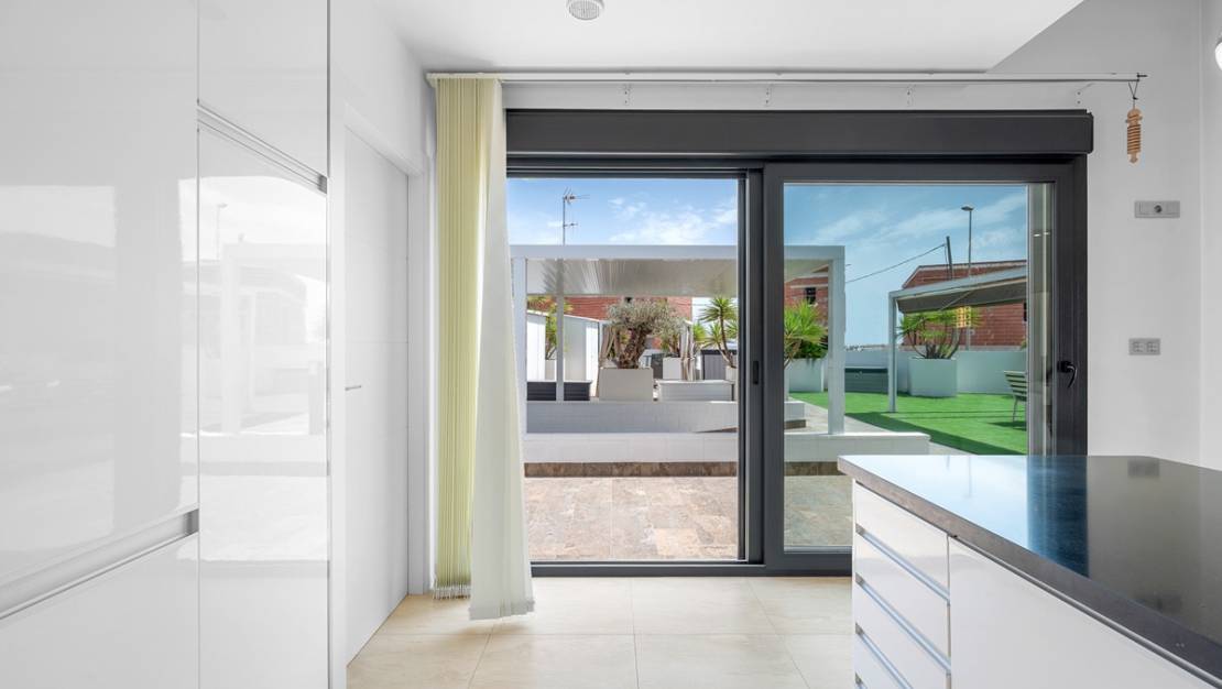 Sale - Villa - Orihuela - Villamartin