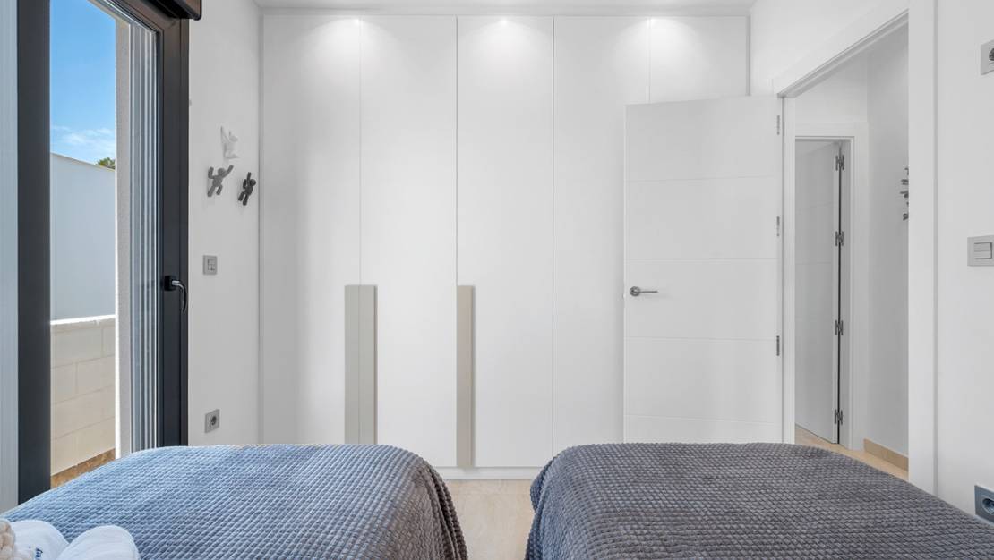 Sale - Villa - Orihuela - Villamartin