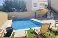 Sale - Villa - Orihuela - Villamartin