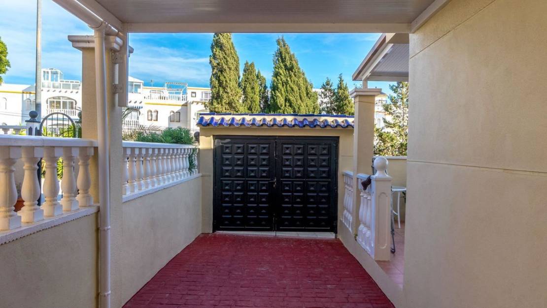 Sale - Villa - Orihuela - Villamartin