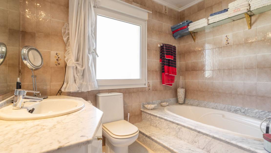 Sale - Villa - Orihuela - Villamartin