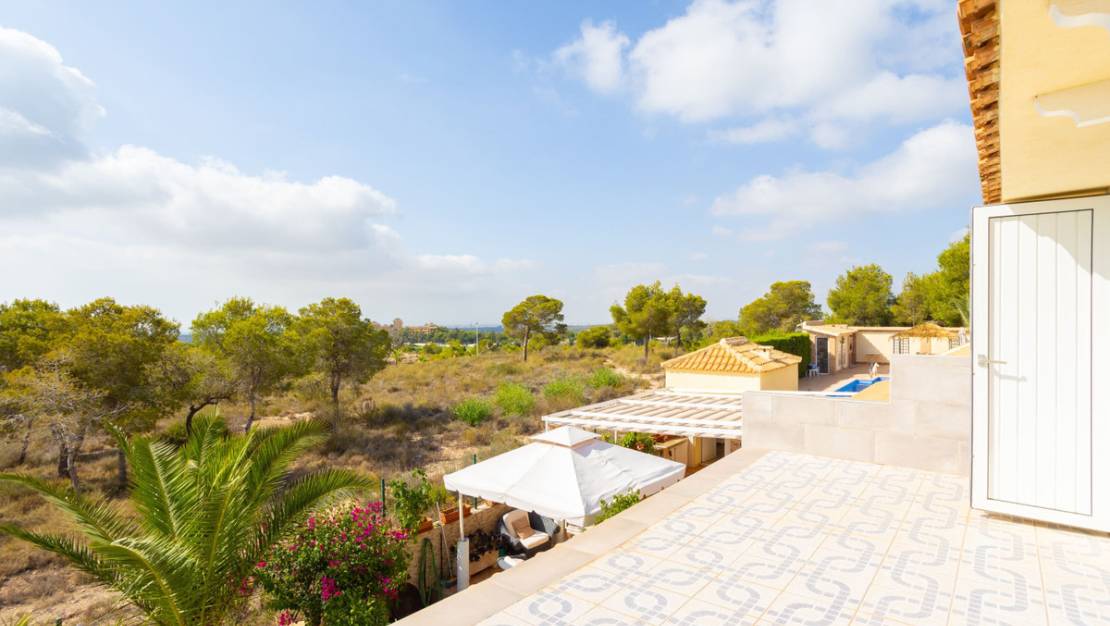 Sale - Villa - Orihuela - Villamartin