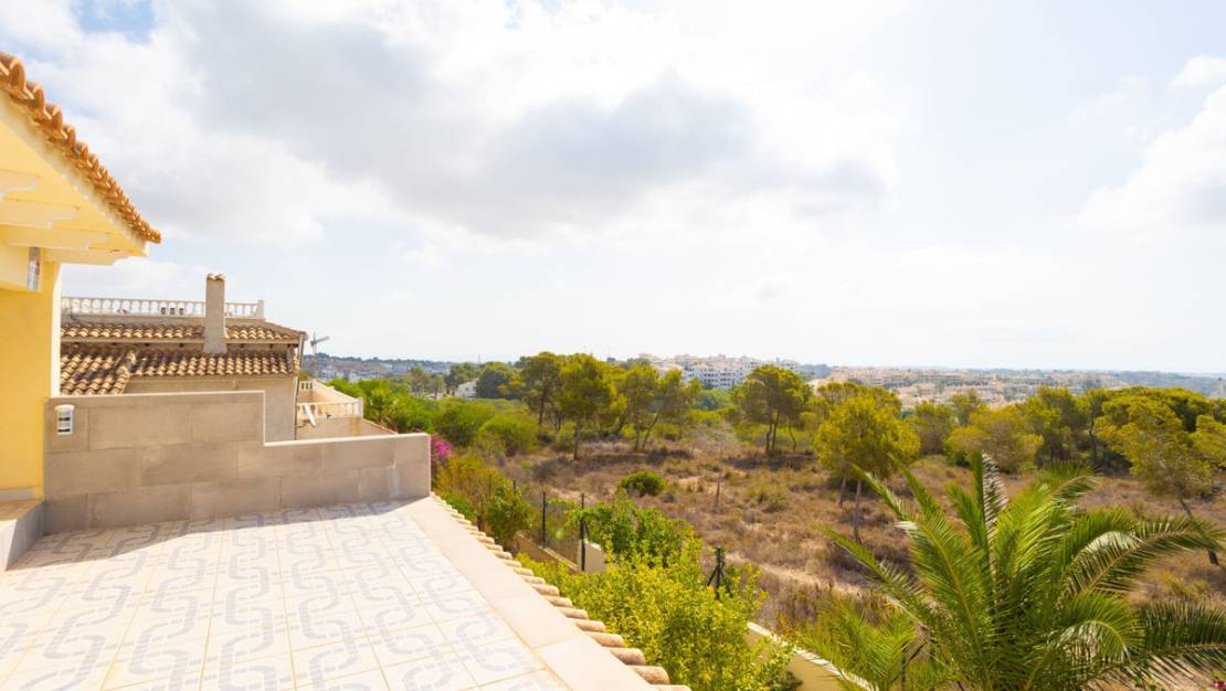 Sale - Villa - Orihuela - Villamartin