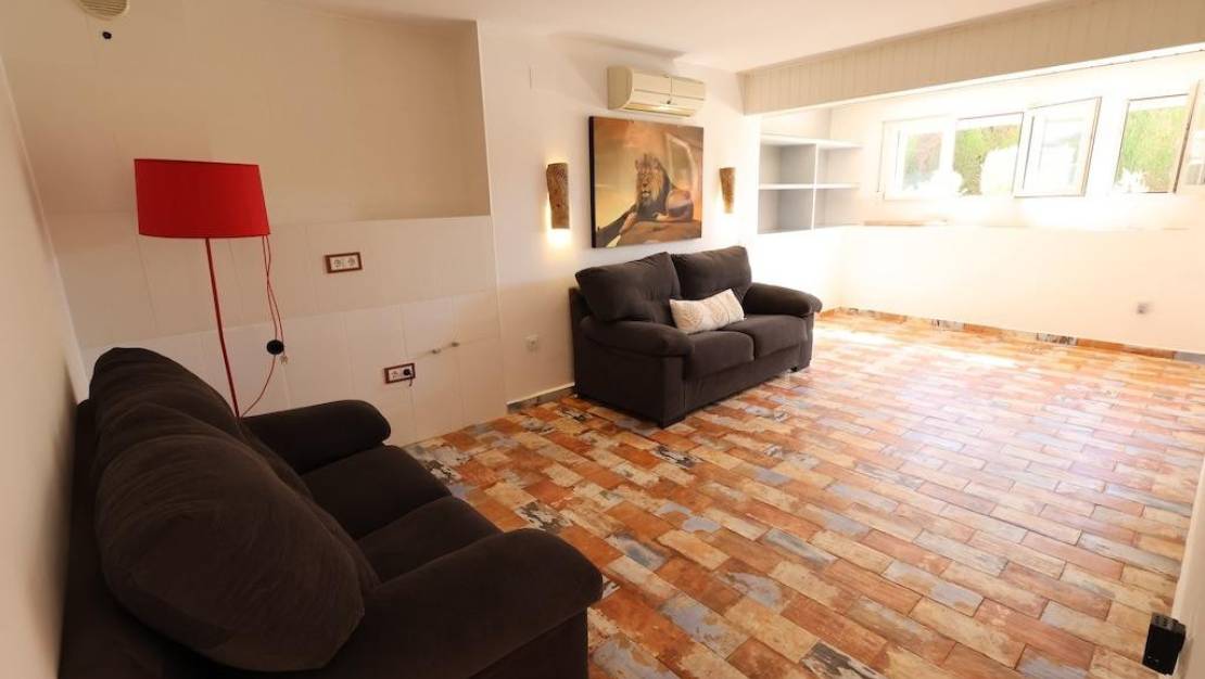 Sale - Villa - Orihuela - Villamartin