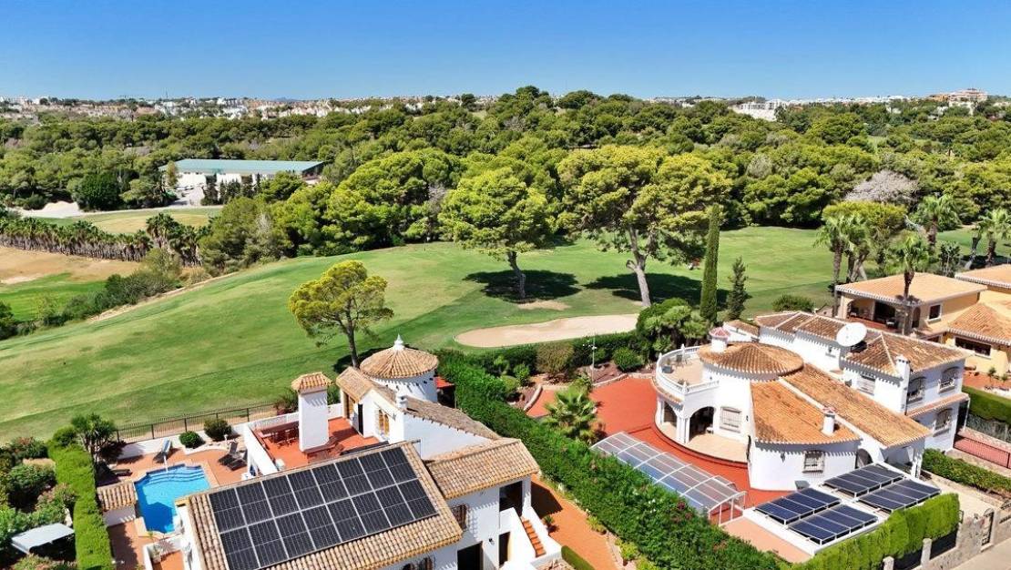 Sale - Villa - Orihuela - Villamartin