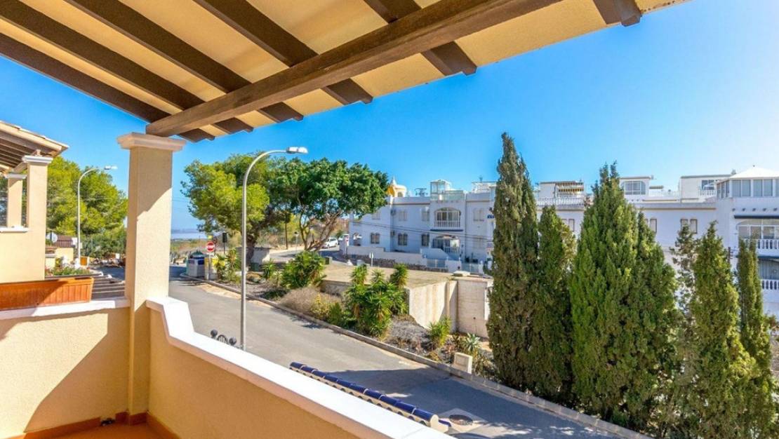 Sale - Villa - Orihuela - Villamartin
