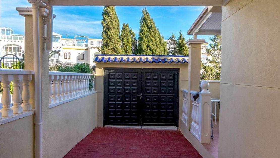 Sale - Villa - Orihuela - Villamartin