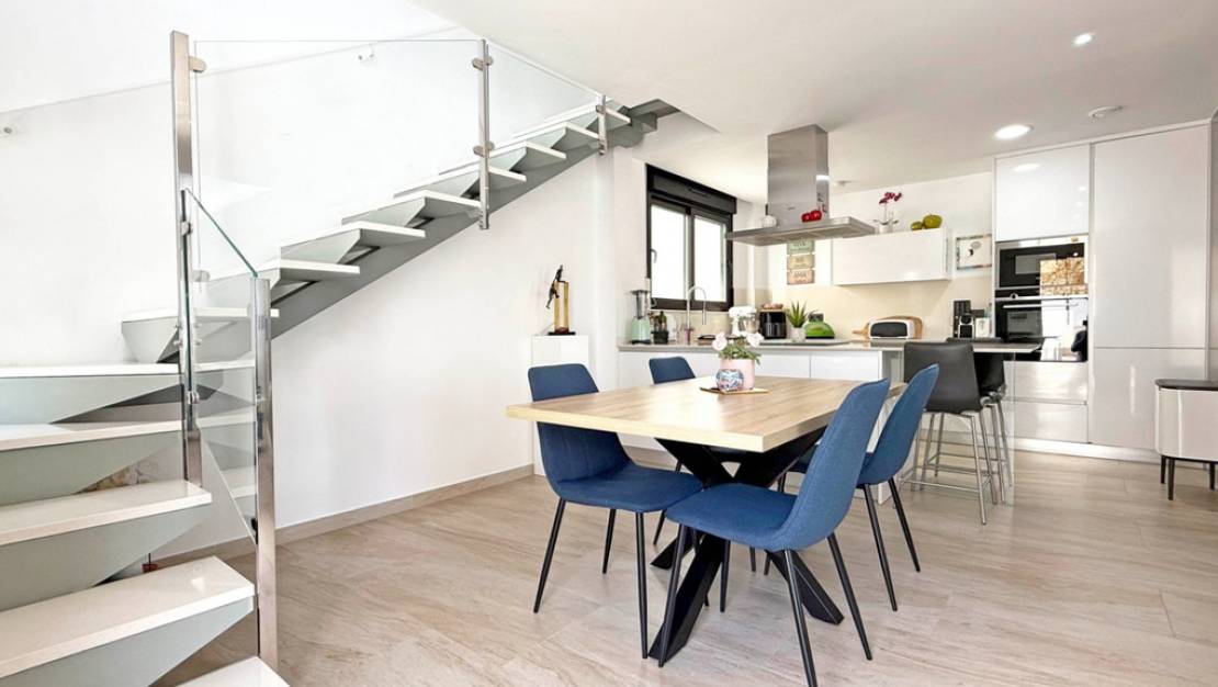 Sale - Villa - Orihuela - Villamartin
