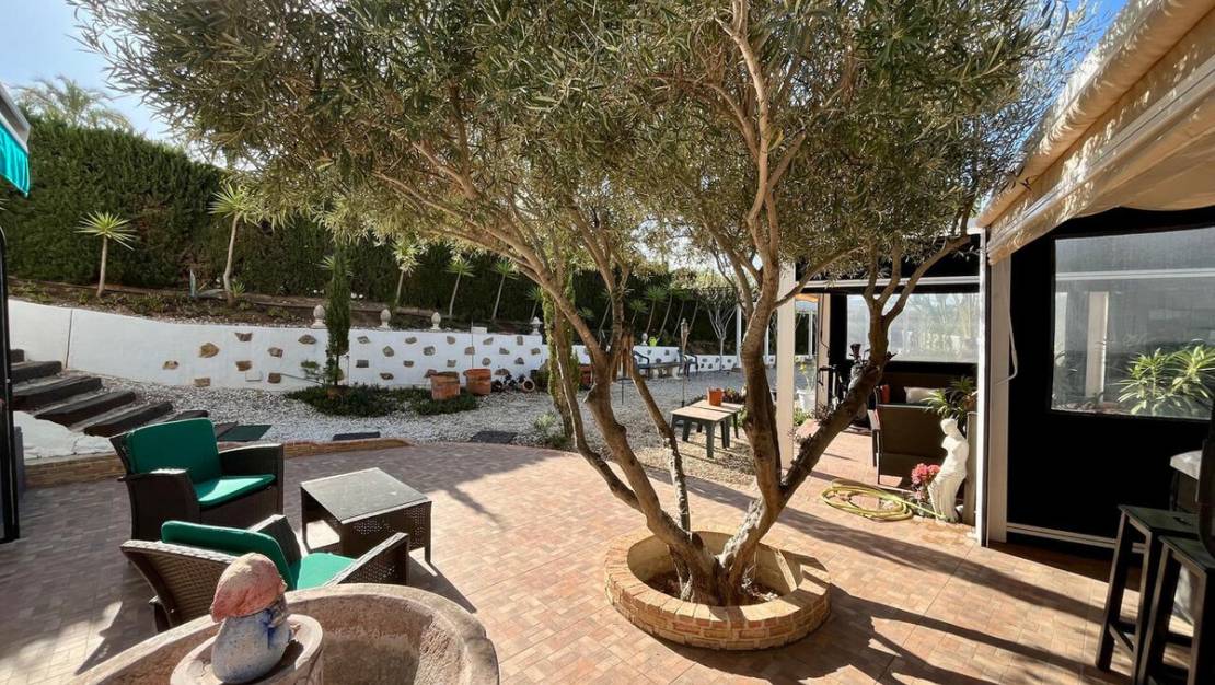 Sale - Villa - Orihuela - Villamartin