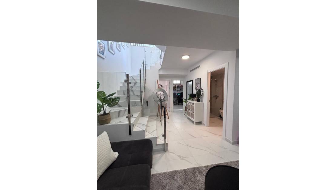 Sale - Villa - Orihuela - Villamartin