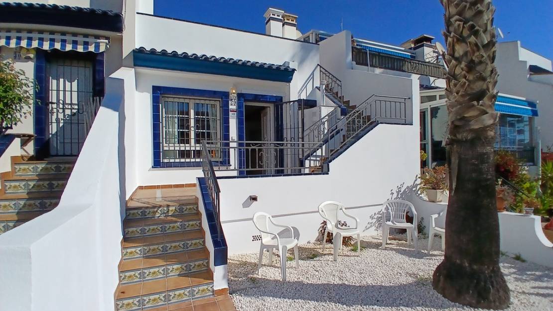Sale - Villa - Orihuela - Villamartin