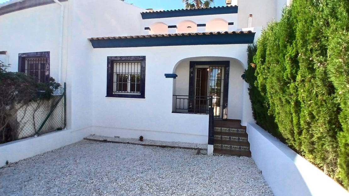Sale - Villa - Orihuela - Villamartin