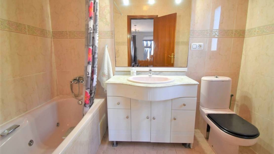 Sale - Villa - Orihuela - Villamartin