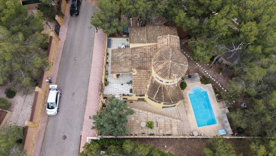 Sale - Villa - Orihuela - Villamartin