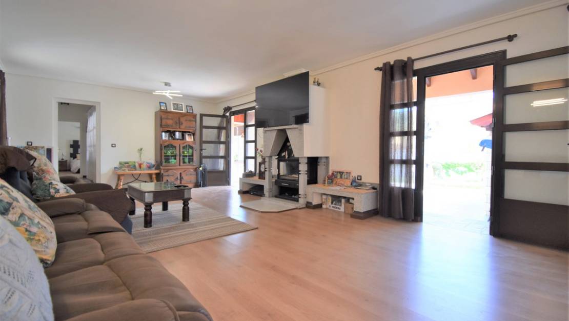 Sale - Villa - Orihuela - Villamartin