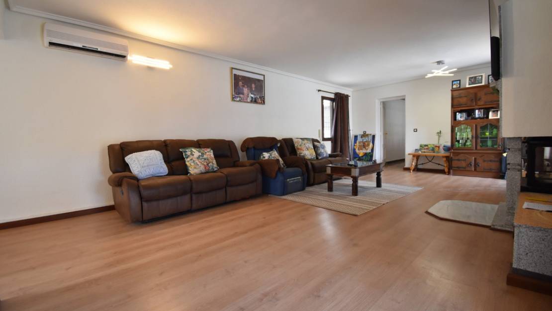 Sale - Villa - Orihuela - Villamartin