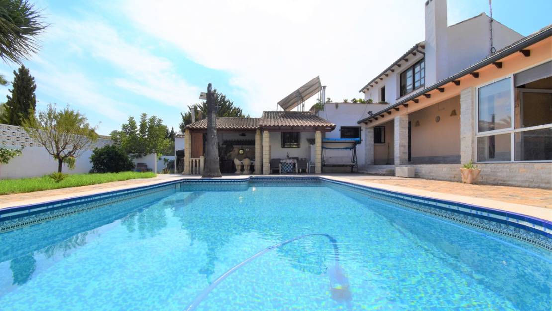 Sale - Villa - Orihuela - Villamartin