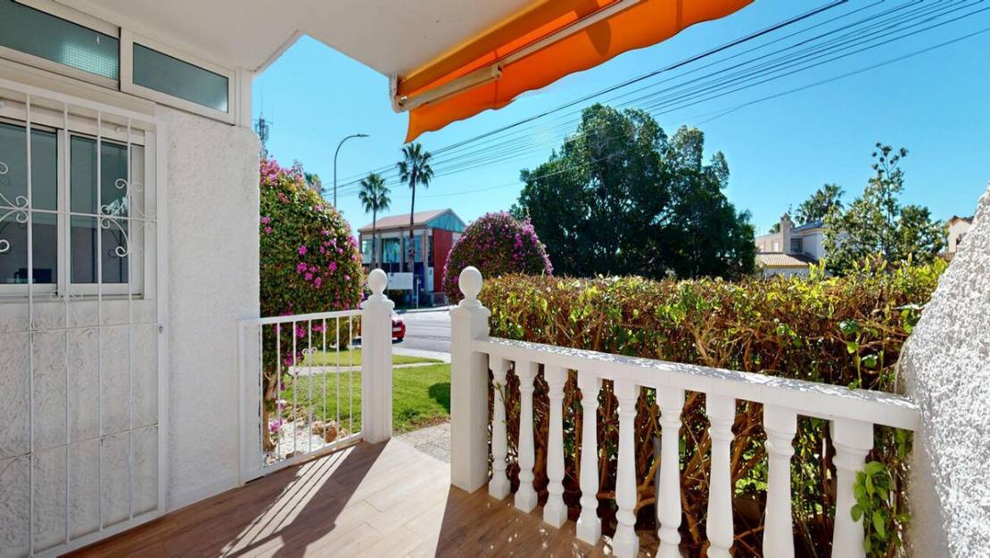 Sale - Villa - Orihuela - Villamartin