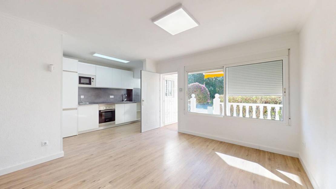 Sale - Villa - Orihuela - Villamartin