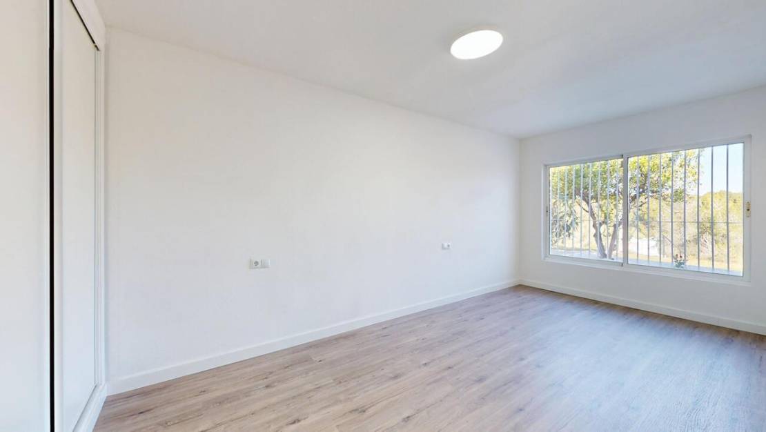 Sale - Villa - Orihuela - Villamartin