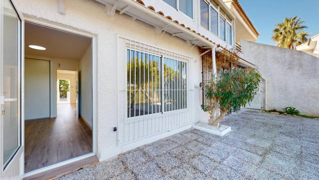 Sale - Villa - Orihuela - Villamartin