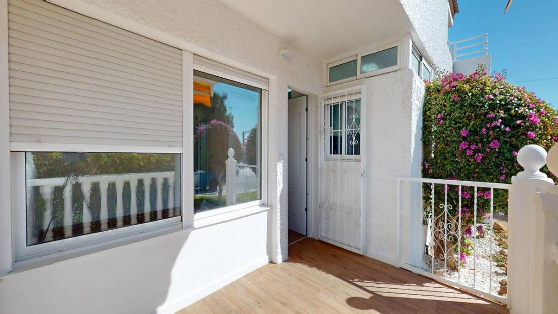 Sale - Villa - Orihuela - Villamartin