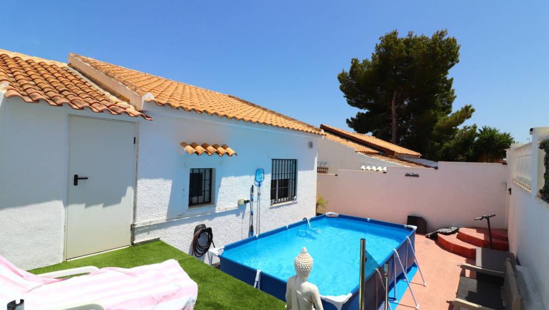 Sale - Villa - Orihuela - Villamartin