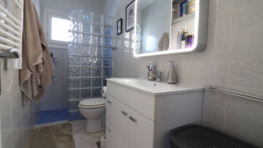 Sale - Villa - Orihuela - Villamartin